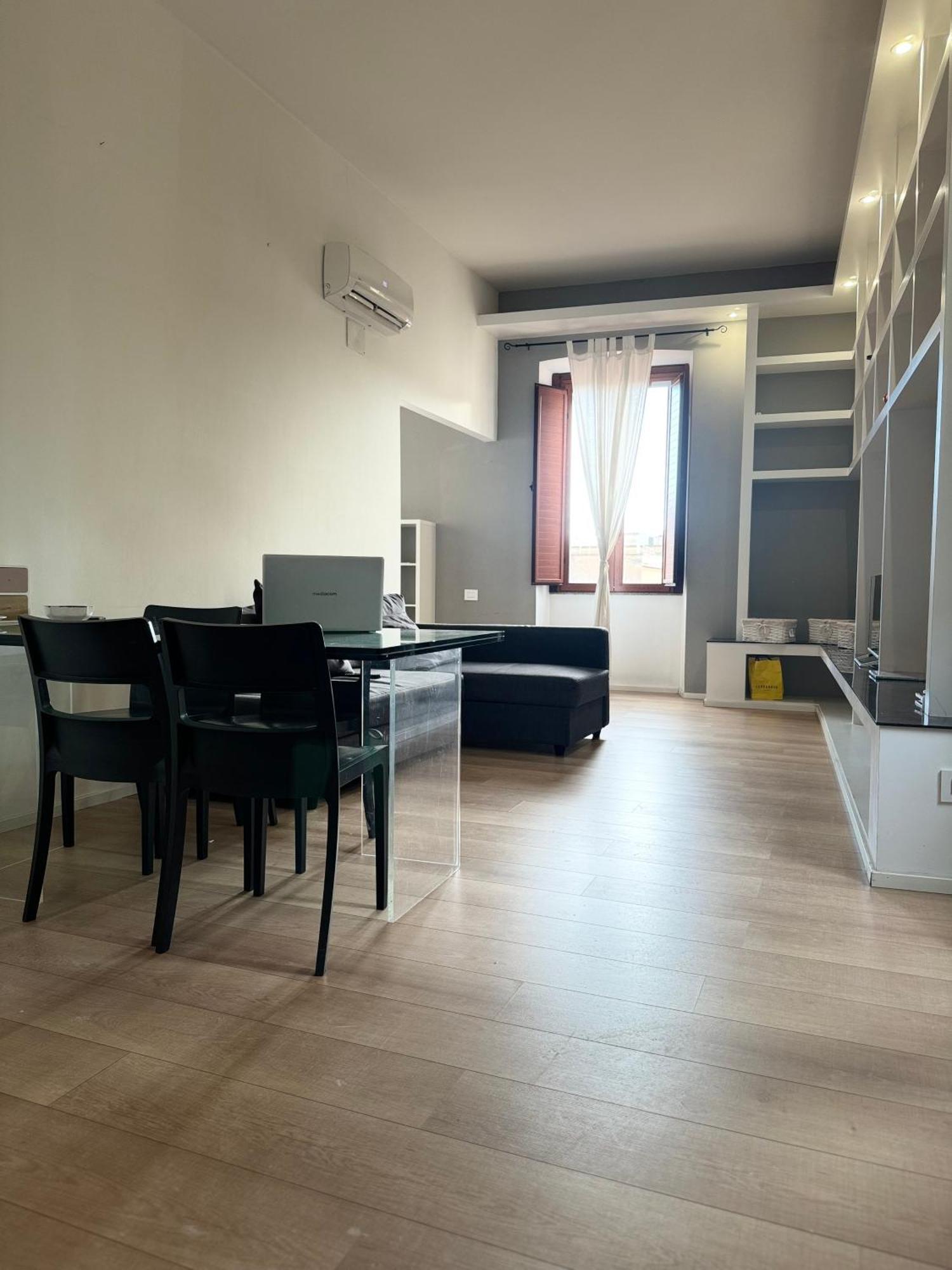 Fl Apartments Nel Corso Cagliari Buitenkant foto